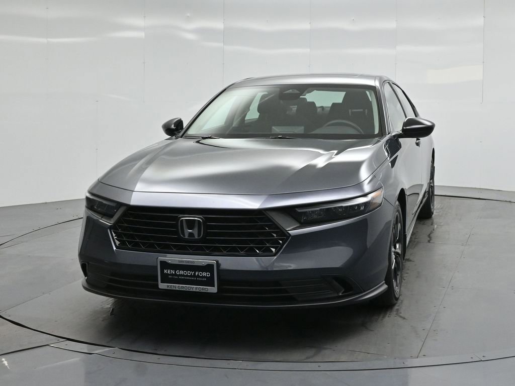 Used 2025 Honda Accord SE image 48