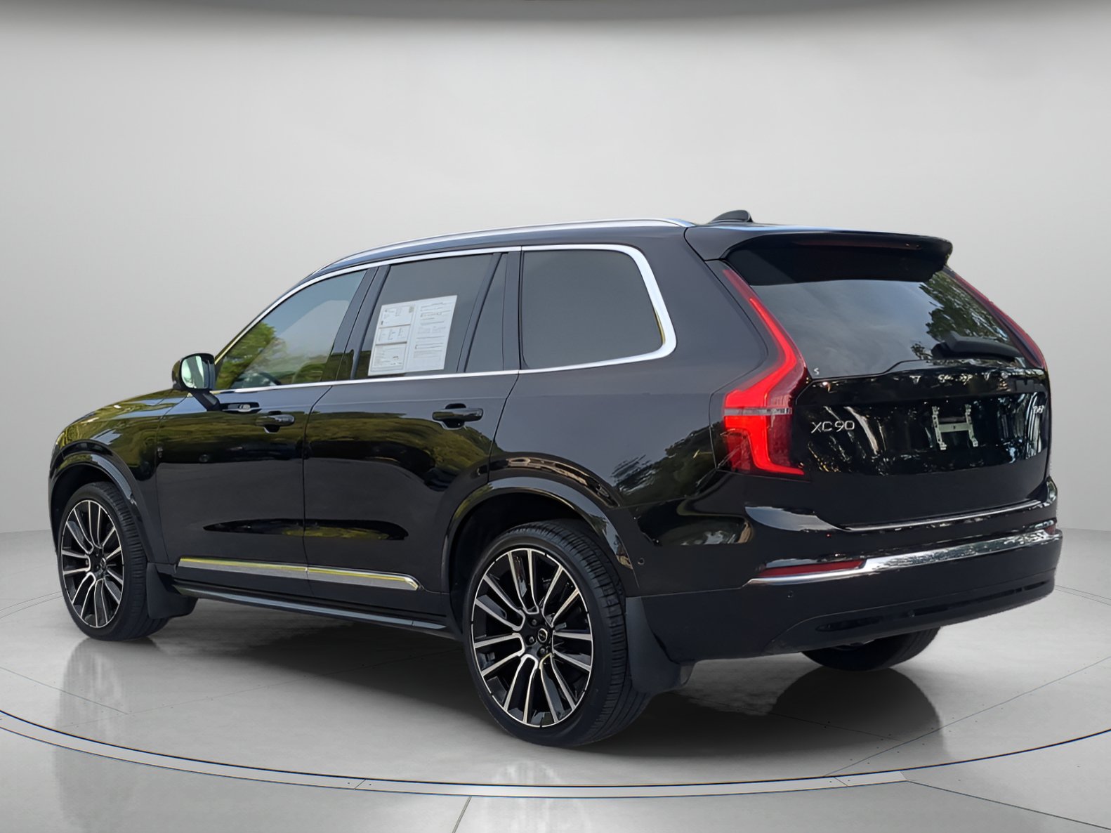 Used 2026 Volvo XC90 B6 Plus w/ Protection Package Premier AWD/4WD image 42