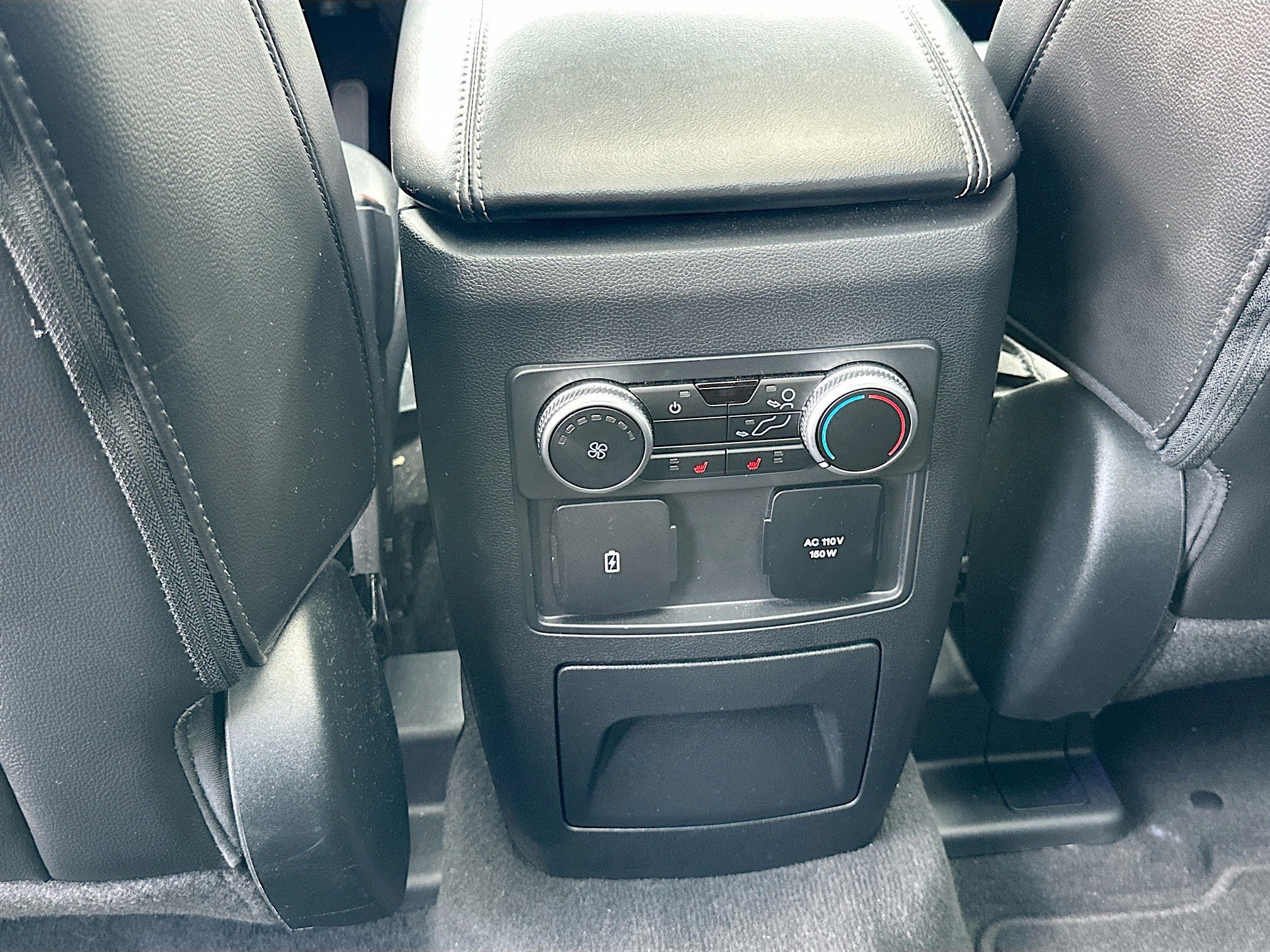 Certified 2022 Ford Explorer Limited w/ Equipment Group 301A image 26