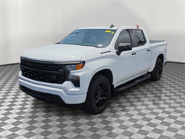 Used 2024 Chevrolet Silverado 1500 Custom w/ Turbomax Blackout Package RWD image 3