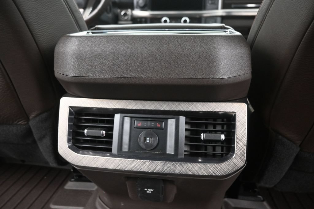 Certified 2025 Ford F250 King Ranch AWD/4WD image 16
