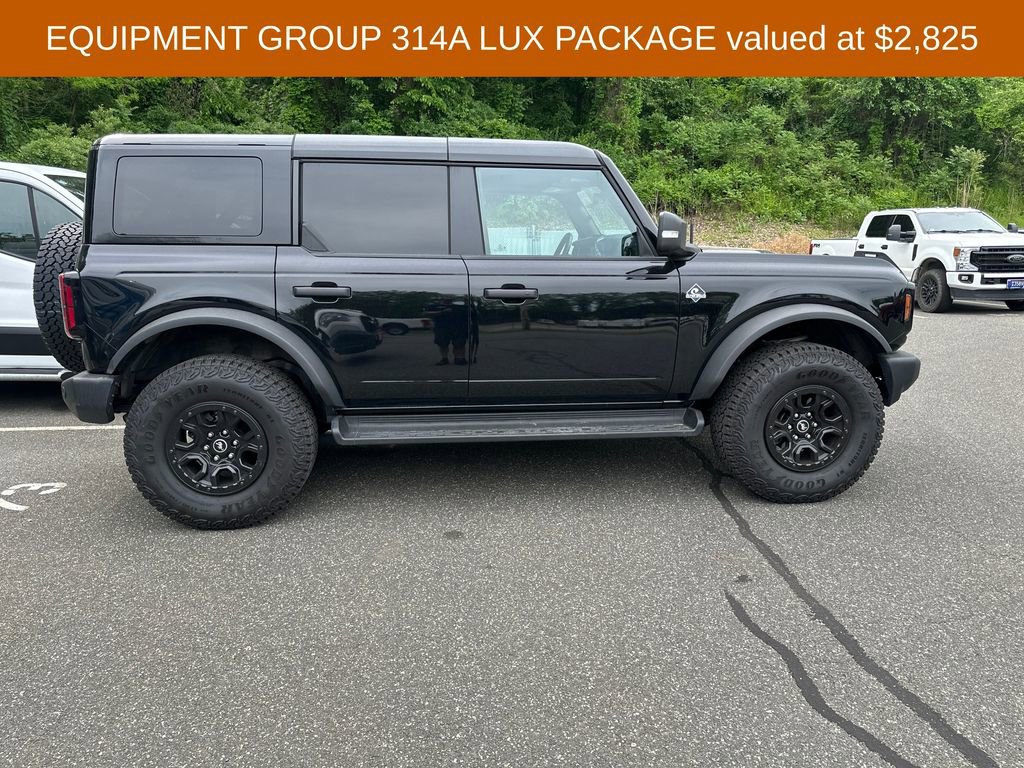 Certified 2025 Ford Bronco Outer Banks w/ Sasquatch Package AWD/4WD image 3