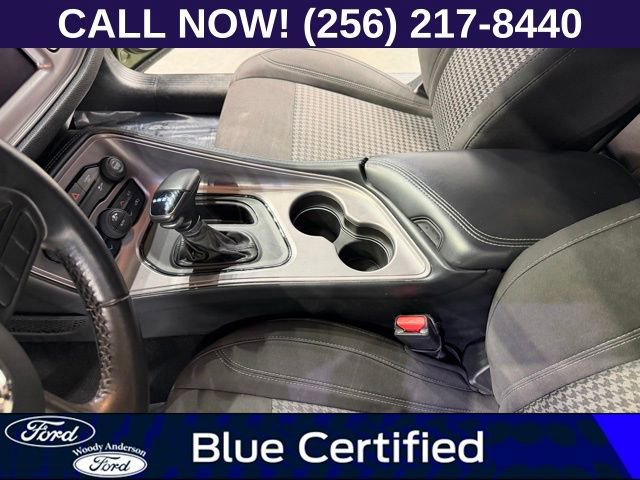 Used 2023 Dodge Challenger SXT RWD image 18