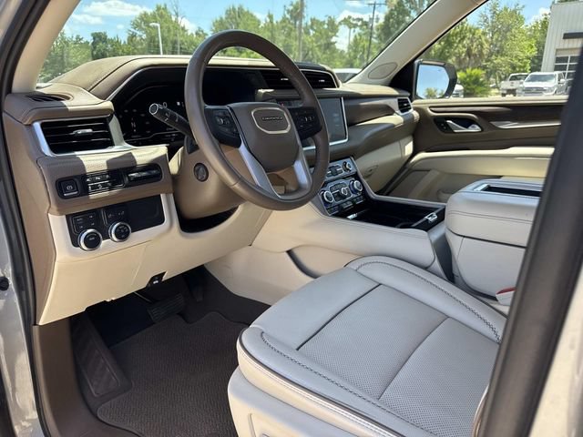 Used 2023 GMC Yukon XL Denali AWD/4WD image 18