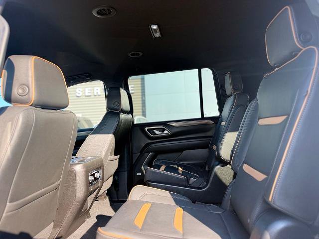Used 2023 GMC Yukon XL AT4 AWD/4WD image 17