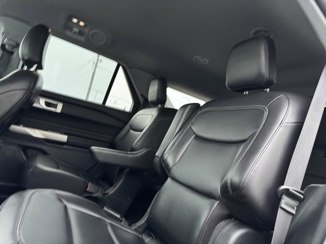 Certified 2023 Ford Explorer XLT w/ Equipment Group 202A image 10