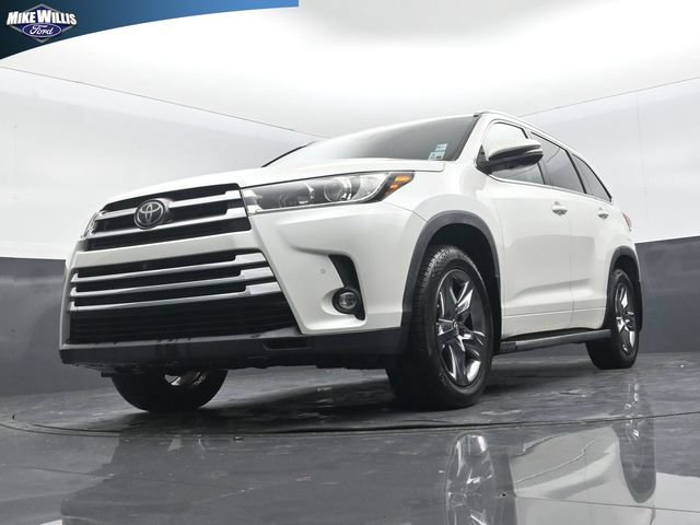 Used 2019 Toyota Highlander Limited Platinum FWD image 19