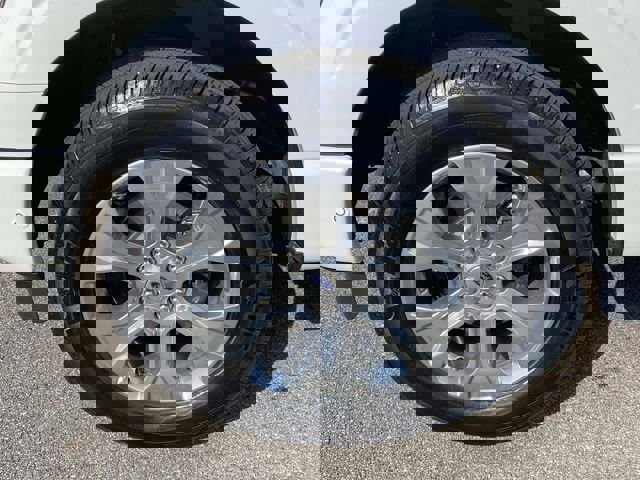 Certified 2021 Ford F150 Platinum w/ Equipment Group 701A High image 10