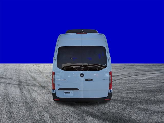 Used 2025 Mercedes-Benz Sprinter 2500 image 5