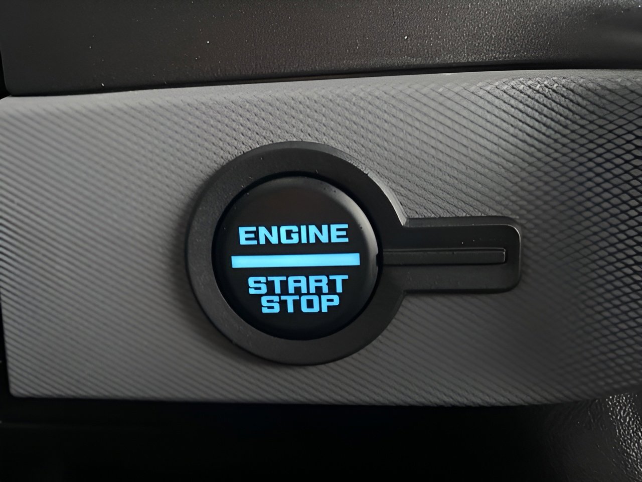 Certified 2023 Ford Bronco Black Diamond image 19