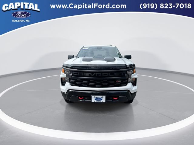 Used 2024 Chevrolet Silverado 1500 Custom Trail Boss AWD/4WD image 3