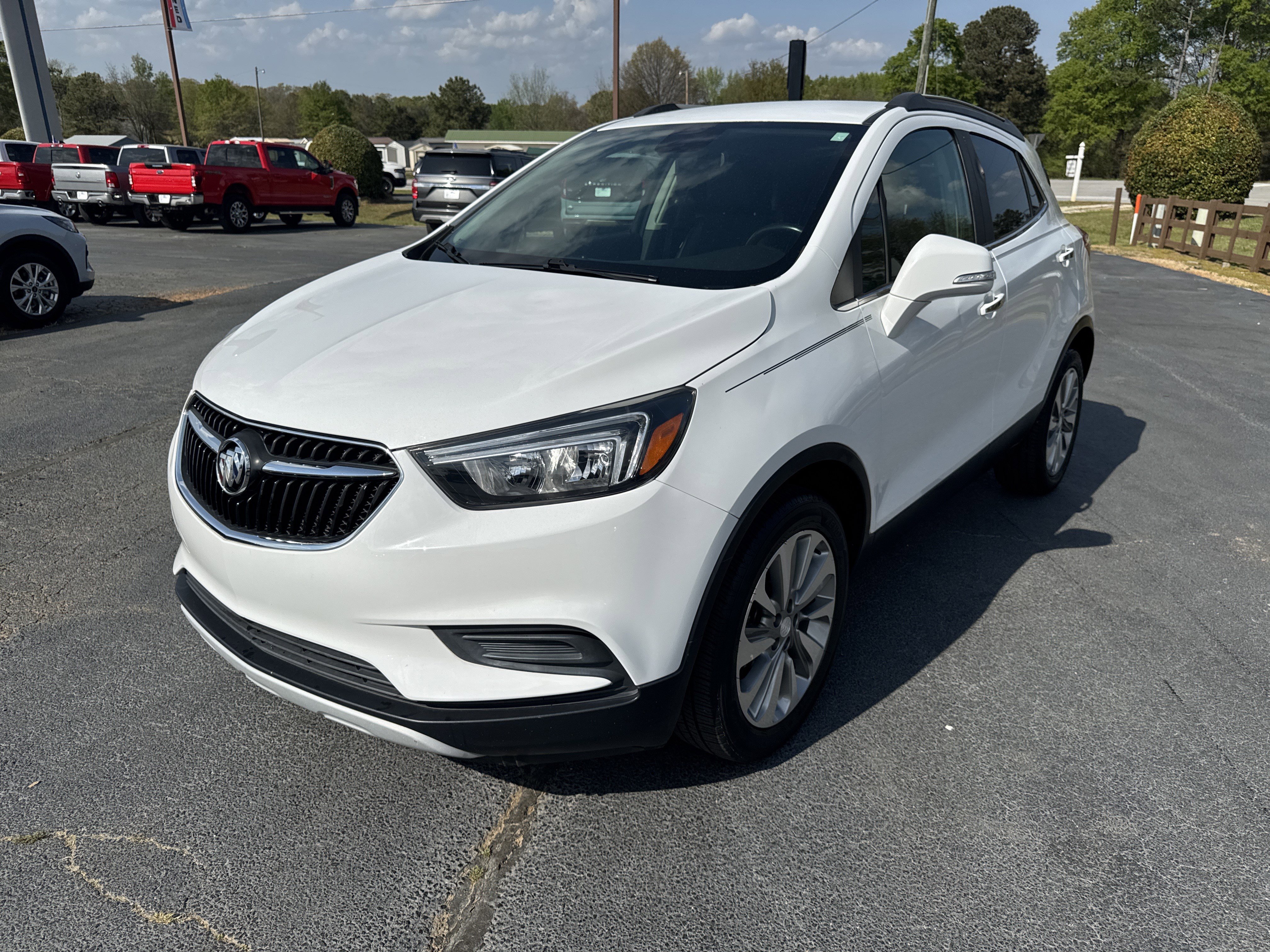 Used 2019 Buick Encore Preferred FWD video 2