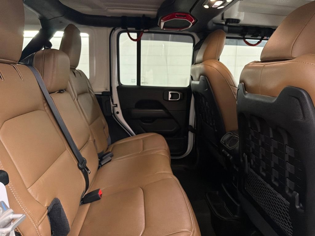 Used 2023 Jeep Wrangler Unlimited Rubicon w/ Cold Weather Group image 30