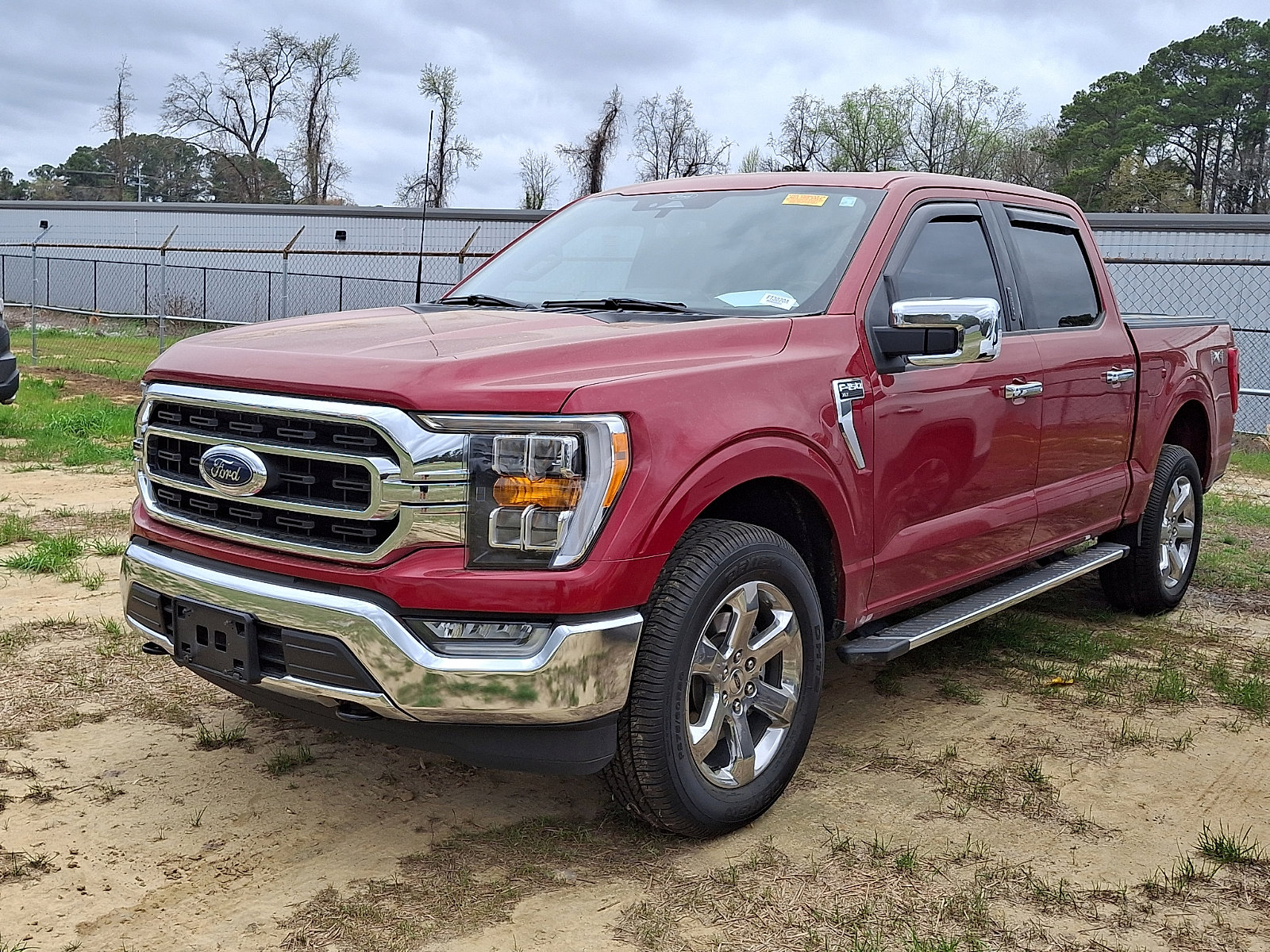 Certified 2022 Ford F150 XLT w/ Equipment Group 302A High image 3