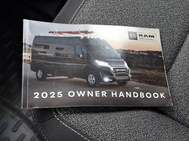 Used 2025 RAM ProMaster 2500 w/ U-Haul Equipment Group FWD image 26