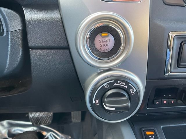 Used 2021 Nissan Titan SV w/ SV Convenience Package image 29