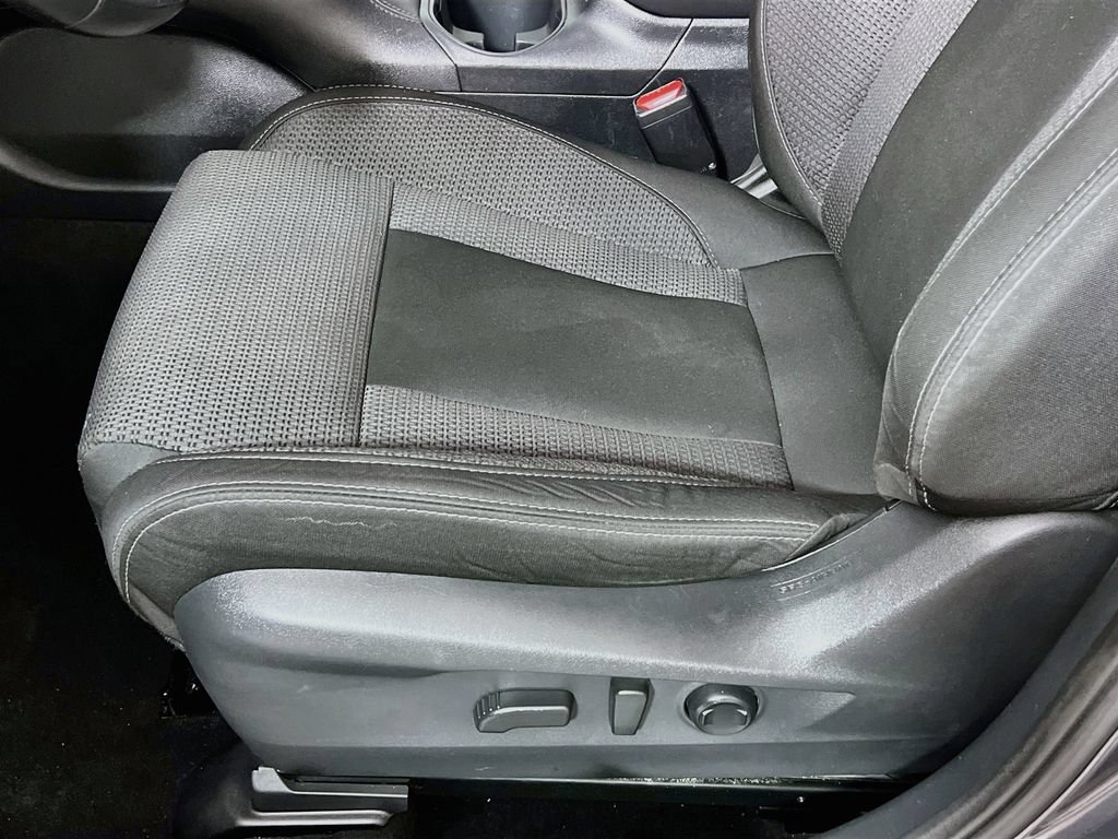 Used 2023 Subaru Outback Premium AWD/4WD image 25