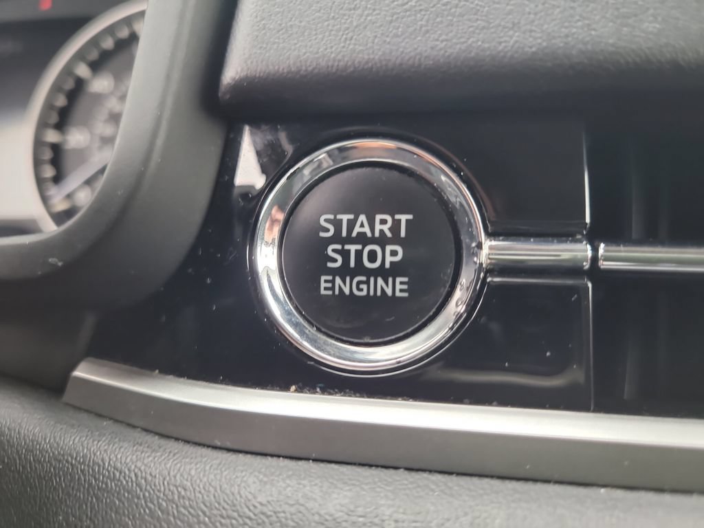 Used 2022 Mitsubishi Outlander ES FWD image 23