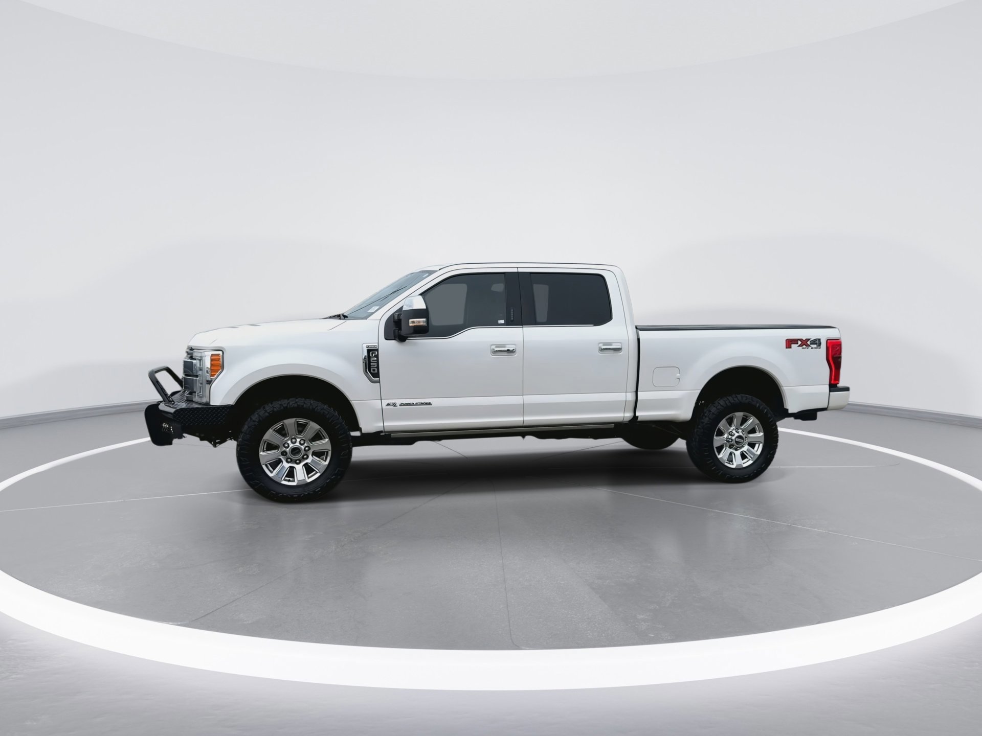 Certified 2017 Ford F250 Platinum w/ Platinum Ultimate Package image 7