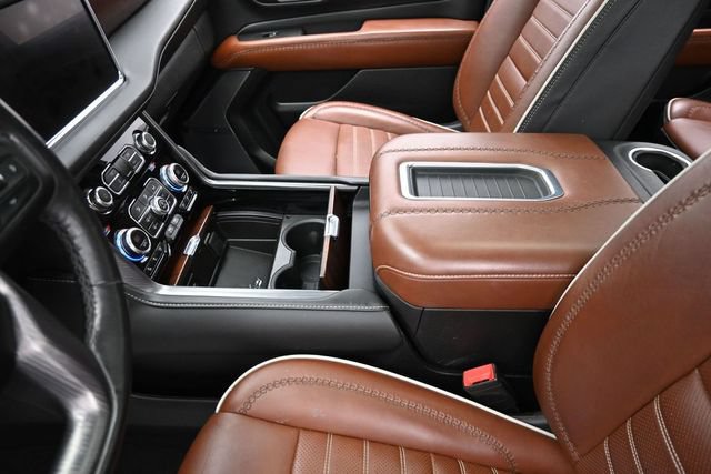 Used 2023 GMC Yukon XL Denali Ultimate AWD/4WD image 30