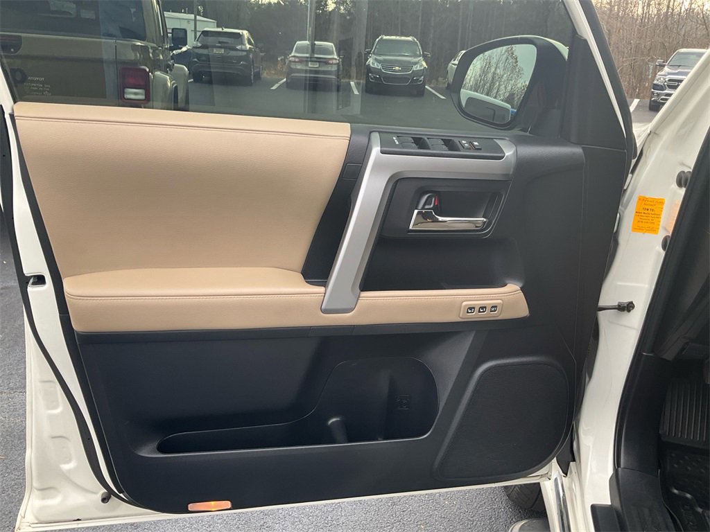 Used 2023 Toyota 4Runner Limited image 17