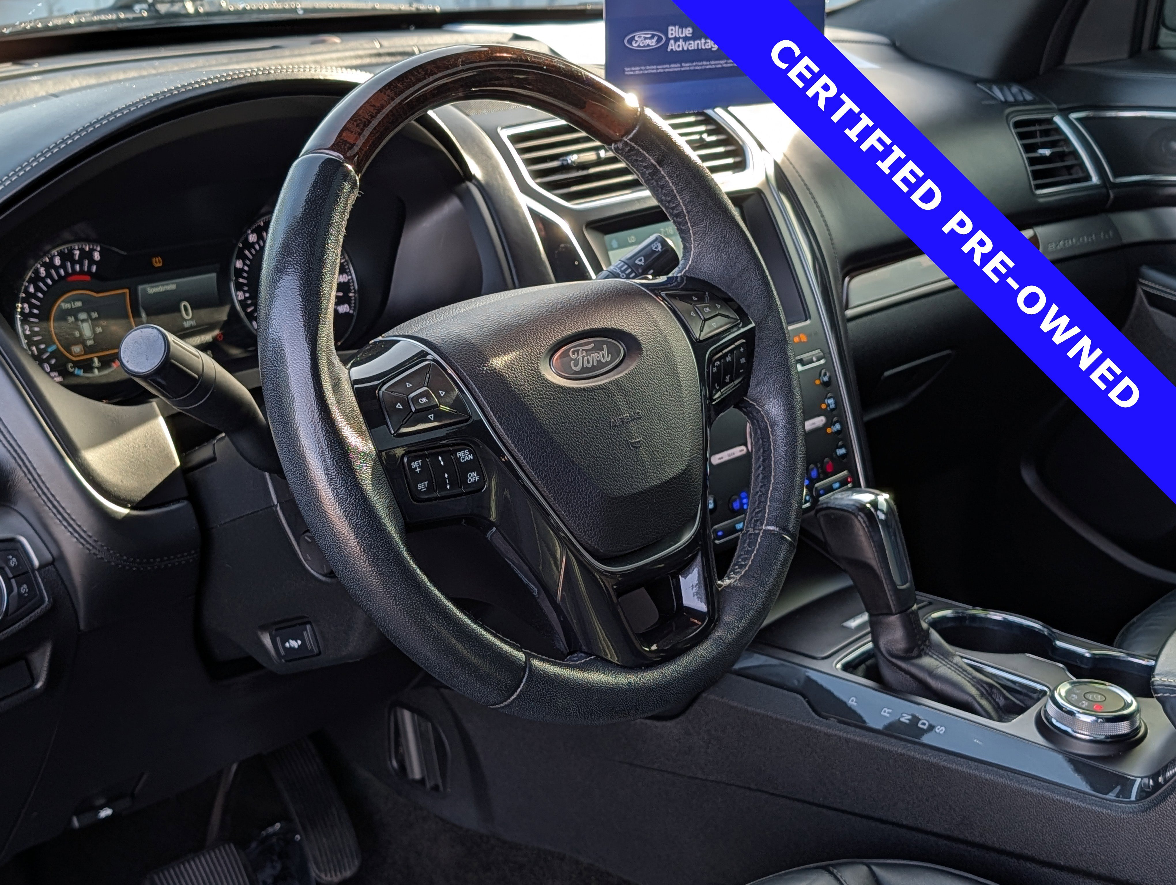 Certified 2018 Ford Explorer Platinum AWD/4WD image 23