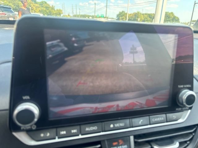 Used 2023 Nissan Altima 2.5 SV FWD image 18