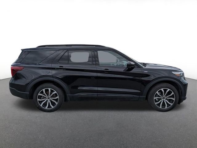 Certified 2023 Ford Explorer ST-Line w/ Class IV Trailer Tow Package image 4