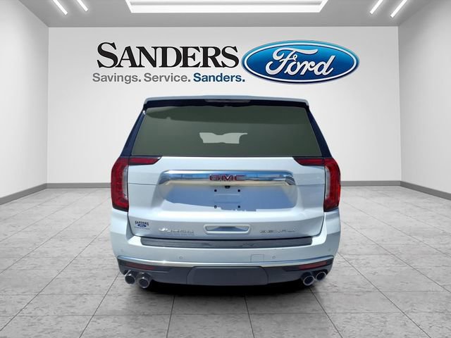 Used 2023 GMC Yukon XL Denali AWD/4WD image 3