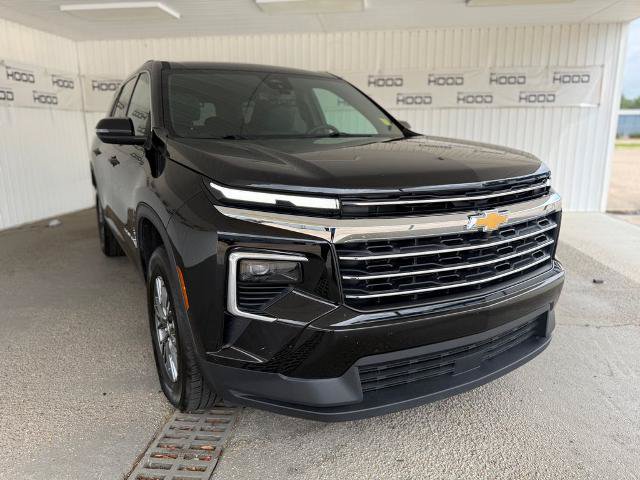 Used 2025 Chevrolet Traverse LT