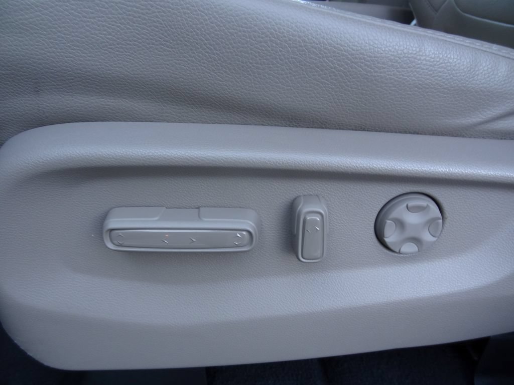 Used 2018 Honda Odyssey EX-L image 7