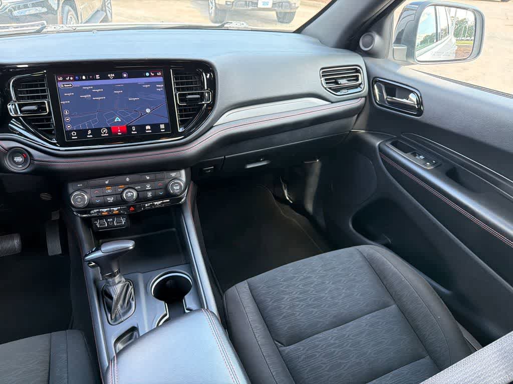 Used 2025 Dodge Durango GT AWD/4WD image 21
