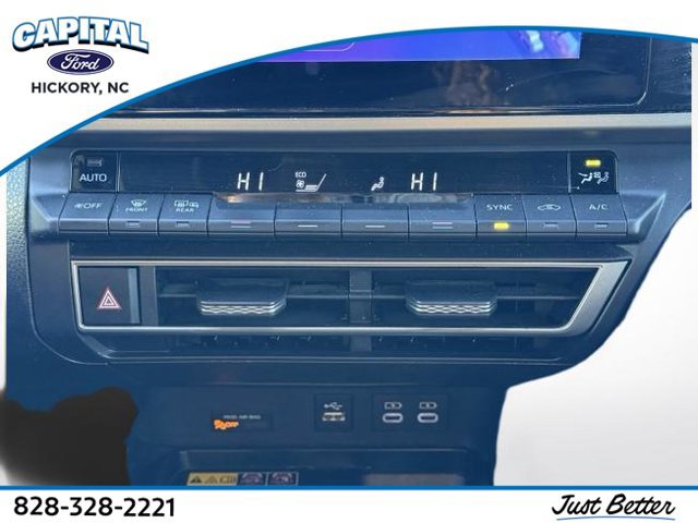 Used 2025 Toyota Camry SE