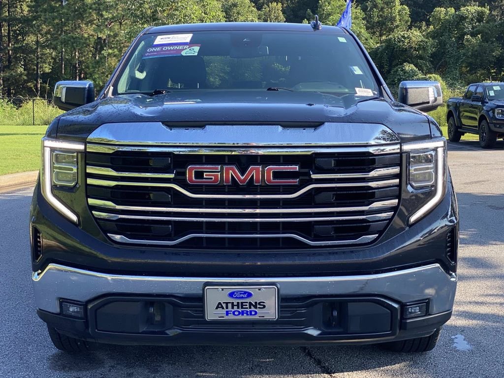 Used 2025 GMC Sierra 1500 SLT AWD/4WD image 10