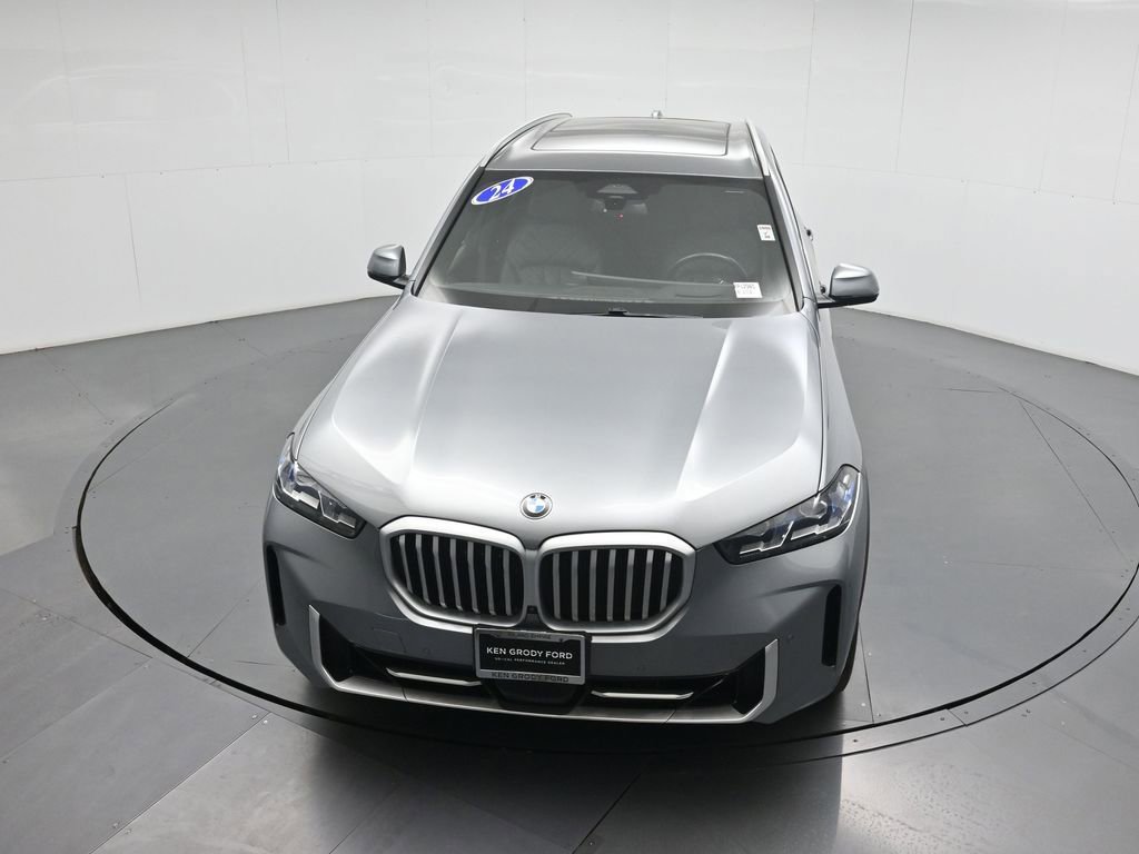 Used 2024 BMW X5 xDrive40i AWD/4WD image 39