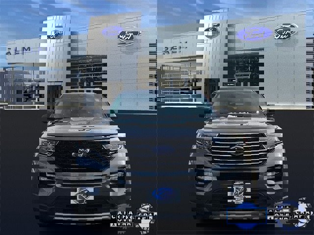 Certified 2022 Ford Explorer XLT w/ Equipment Group 202A image 7