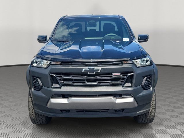 Used 2024 Chevrolet Colorado Trail Boss w/ Advanced Trailering Package AWD/4WD video 2