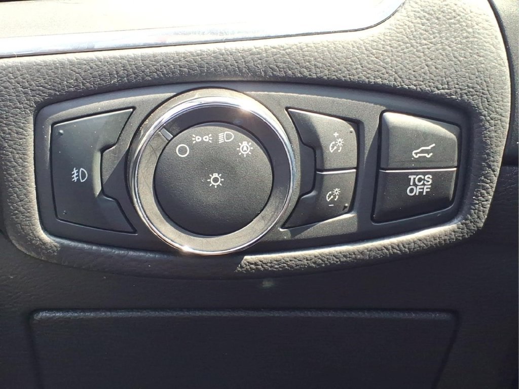 Certified 2023 Ford Edge Titanium AWD/4WD image 19