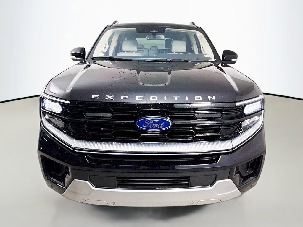 Certified 2025 Ford Expedition Platinum AWD/4WD image 2