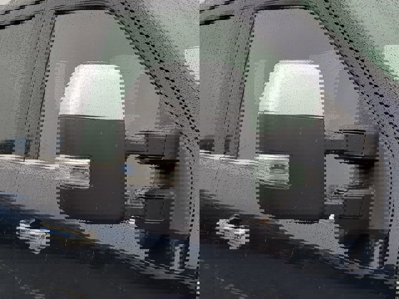 Certified 2024 Ford F450 Platinum w/ FX4 Off-Road Package image 10