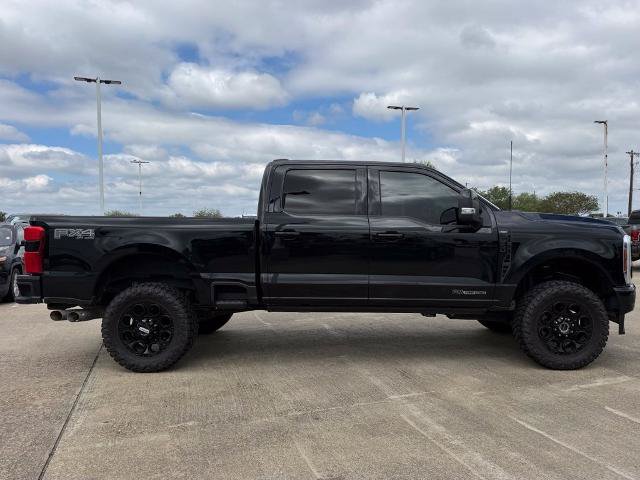 Certified 2025 Ford F250 Lariat w/ Black Appearance Package AWD/4WD image 4