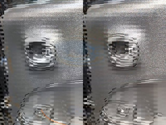 Used 2019 Jeep Compass Latitude w/ Cold Weather Group image 31