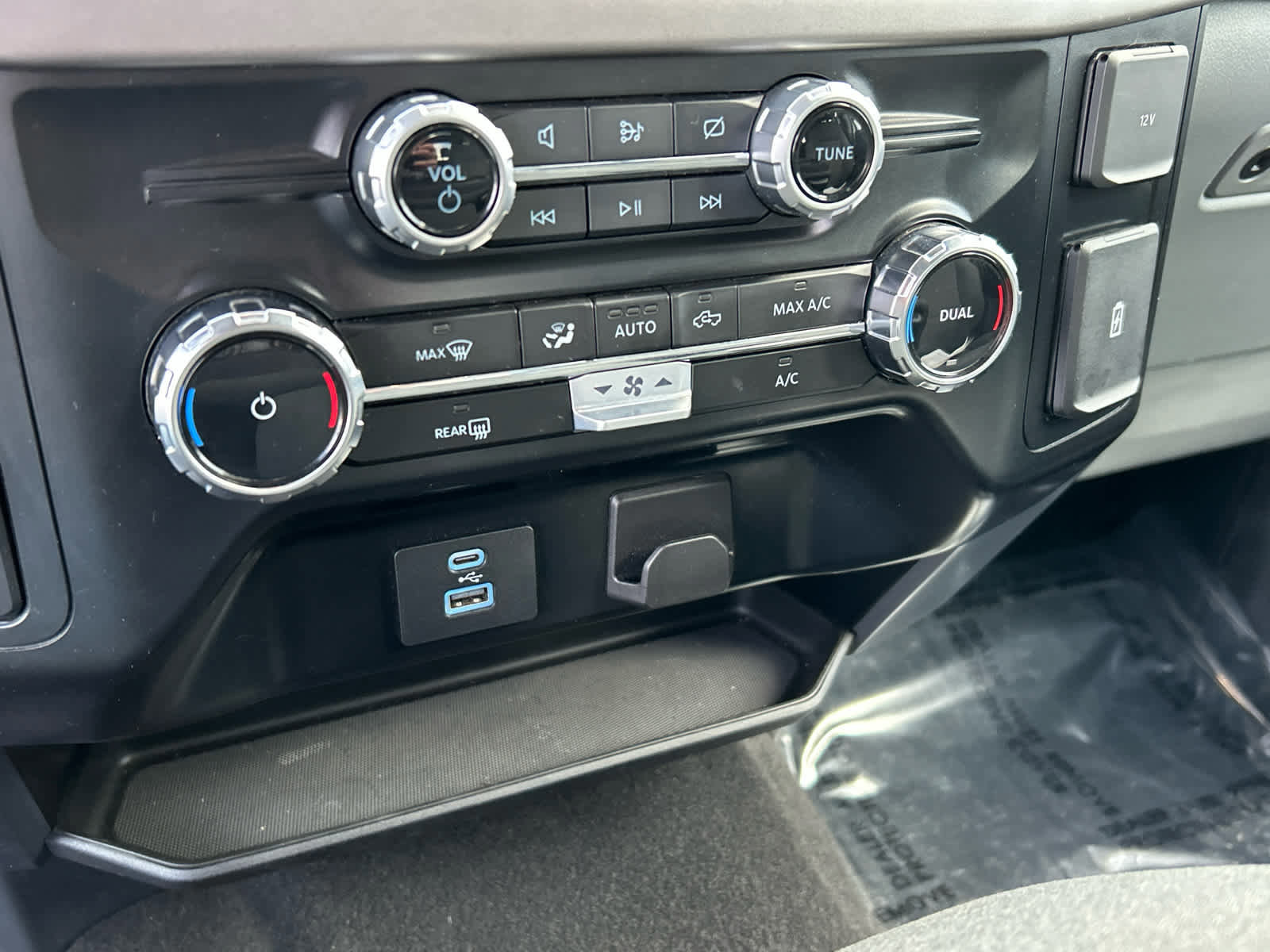 Certified 2024 Ford F150 XLT w/ Tow/Haul Package image 26