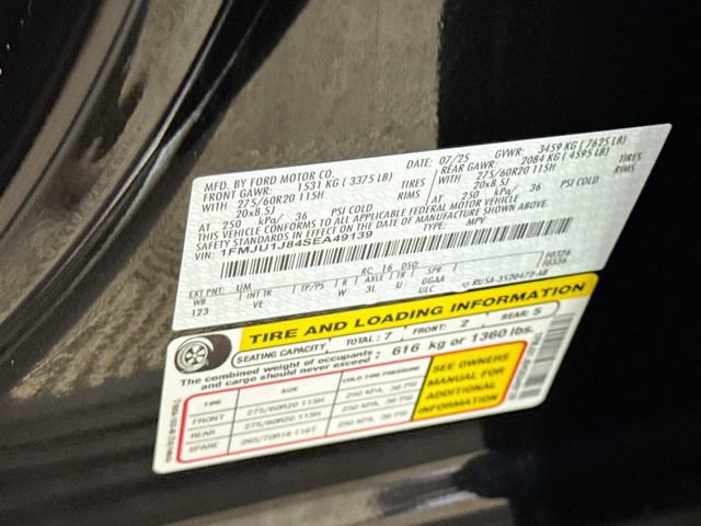 Certified 2025 Ford Expedition Active AWD/4WD image 34