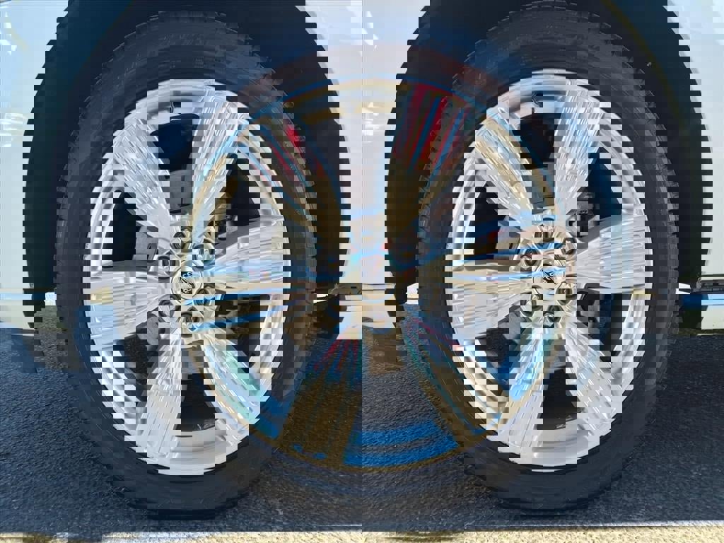 Certified 2023 Ford Expedition Max Platinum image 9