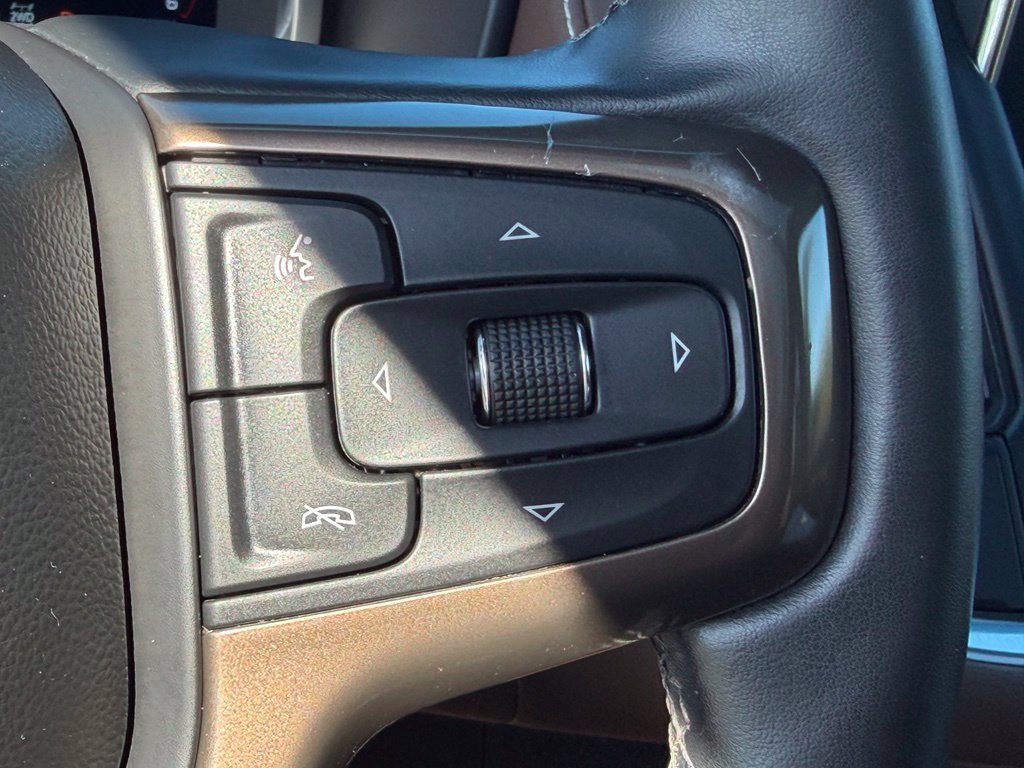 Used 2024 Chevrolet Tahoe High Country AWD/4WD image 38