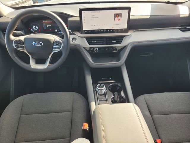 Certified 2025 Ford Explorer Active image 14