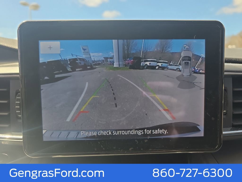 Certified 2022 Ford Explorer XLT w/ Equipment Group 202A image 24