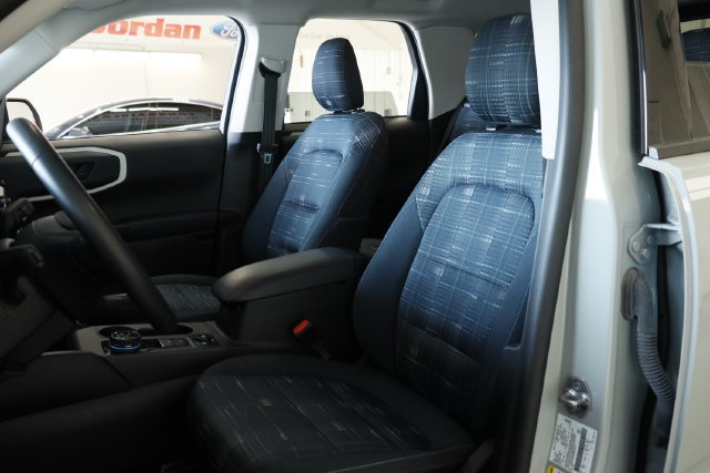 Certified 2024 Ford Bronco Sport Heritage w/ Heritage Convenience Package AWD/4WD image 12