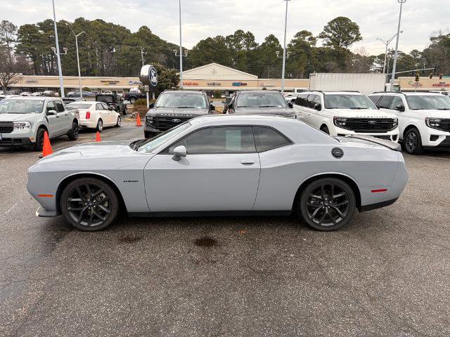 Used 2021 Dodge Challenger R/T w/ Blacktop Package image 8